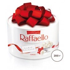 Купить Набор конфет Raffaello Торт с цельным миндальным орехом, 200 г
