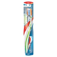 Купить Зубная щетка Aquafresh Extreme Clean мягкая, 1 шт