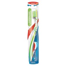 Зубная щетка Aquafresh In-Between Clean средняя жесткость, 1 шт