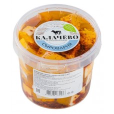 Сыр рассольный «Калачево» Брынза в масле с паприкой 50%, 200 г