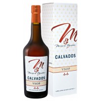 Кальвадос Marquis de Montdidier VS Calvados AOC Франция, 0,7л