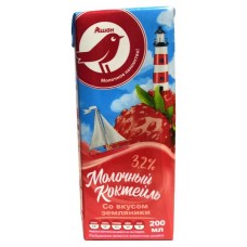 Коктейль молочный Auchan Красная Птица земляника 3,2%, 200 мл