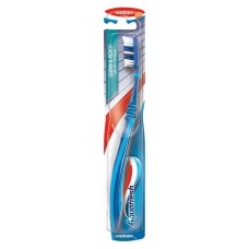 Зубная щетка Aquafresh Clean&Reach средняя жесткость, 1 шт