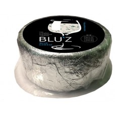Купить Сыр полутвердый Cheese Lovers Bluz CHEESE с голубой благородной плесенью 60%, 1 упаковка (0,3-1 кг)
